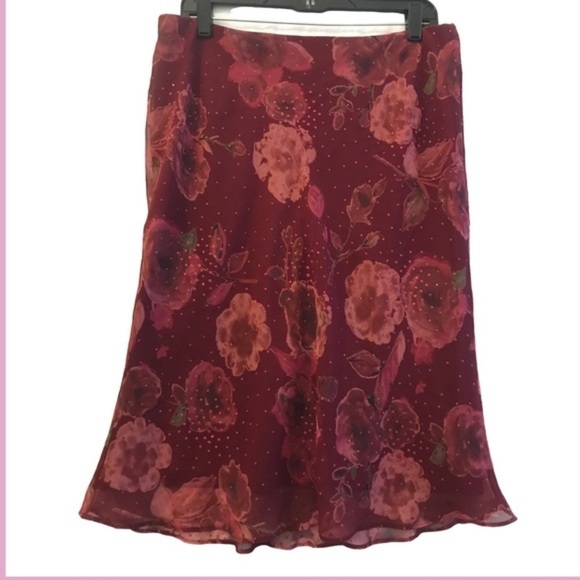 Tailor Floral Skirt with Tiny Embellishments Size 10 - Picture 2 of 10